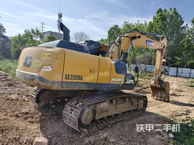 整機右后45°(整機外觀) 整機右后45°(整機外觀)