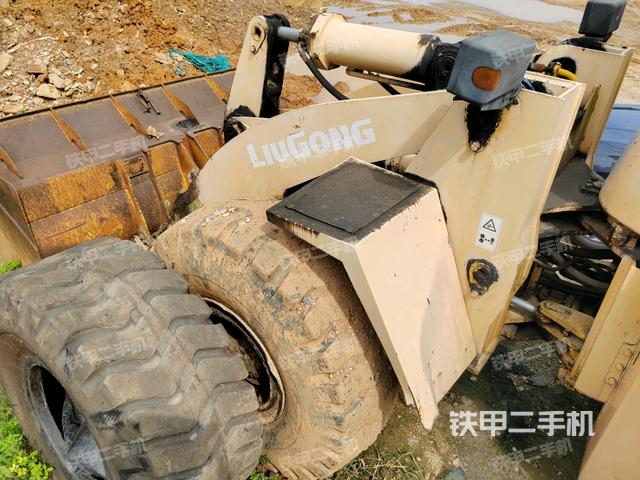 右前輪(行走機(jī)構(gòu)) 右前輪(行走機(jī)構(gòu))