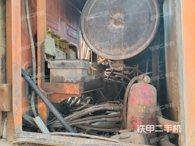 液压泵室(大件舱室) 液压泵室(大件舱室)