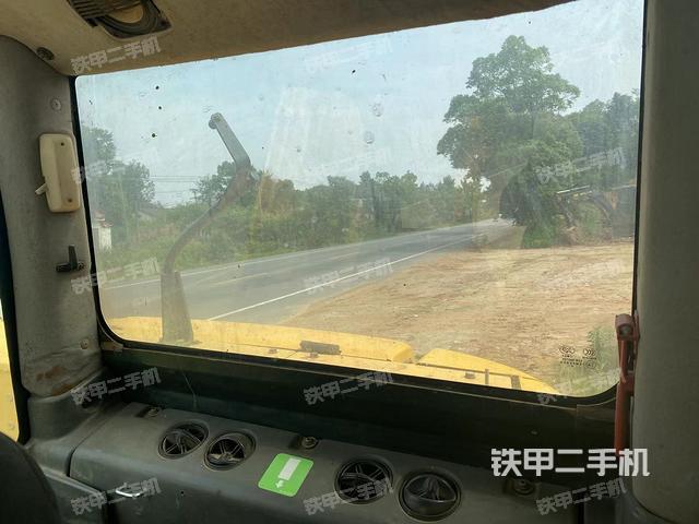 ?駕駛室正側（駕駛室部分）