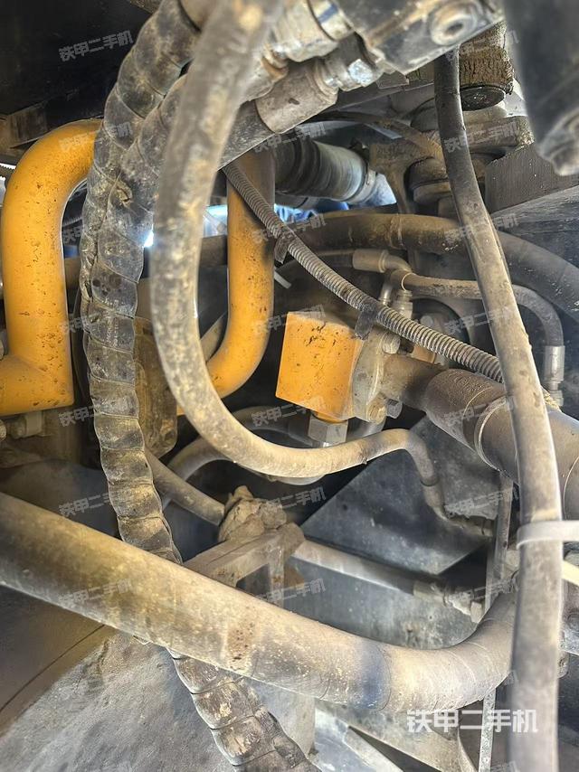 變速箱(整機(jī)外觀及大件) 變速箱(整機(jī)外觀及大件)