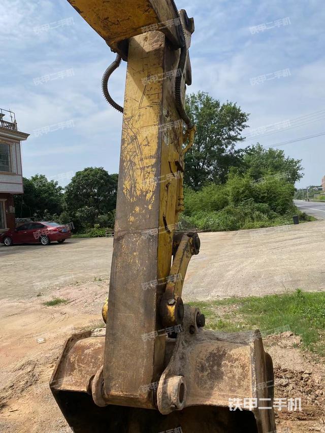 小臂整體左后（工作和回轉裝置）