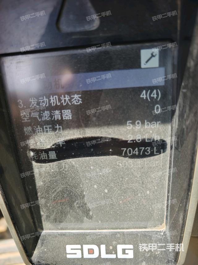 山东临工E6250F挖掘机的设备实拍-第13张实拍照片