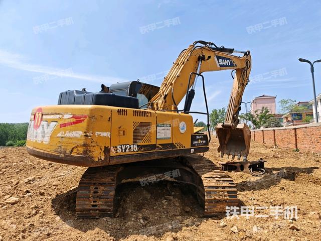 右前45(整機(jī)外觀) 右前45(整機(jī)外觀)