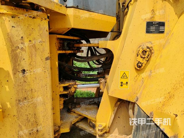 前驱动桥(液压/传动系统) 前驱动桥(液压/传动系统)