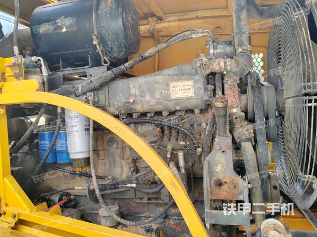 散热器正面(动力系统) 散热器正面(动力系统)