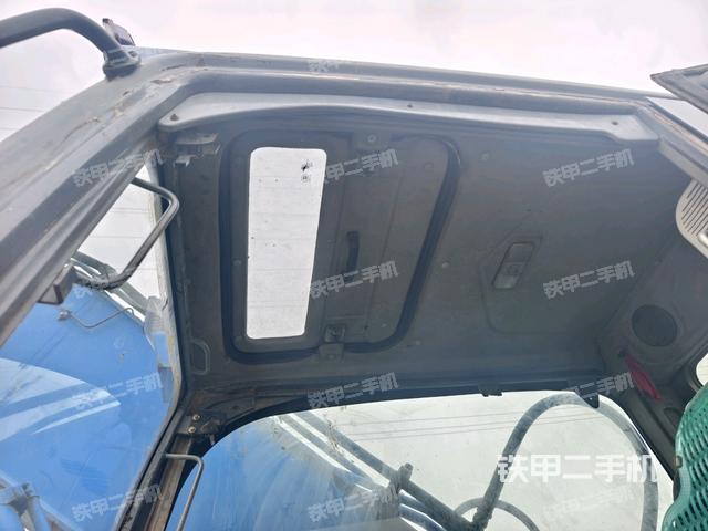 頂棚整體（駕駛室部分）