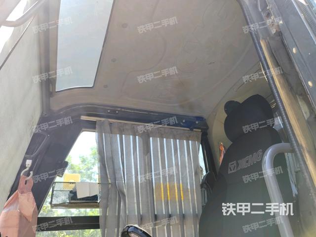 頂棚整體(駕駛室部分) 頂棚整體(駕駛室部分)