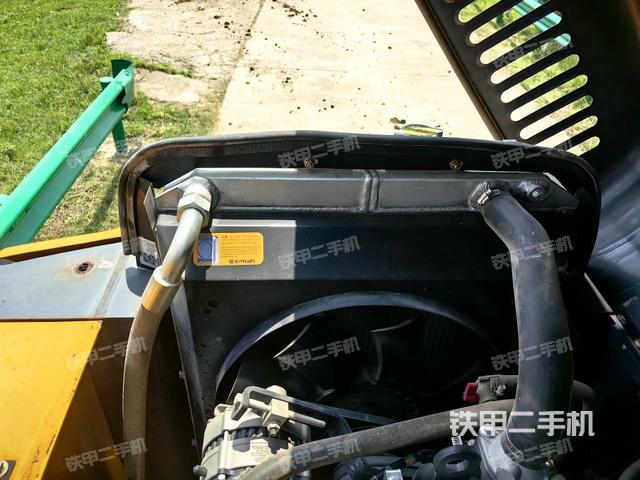 水箱+風(fēng)扇特寫(上車部件) 水箱+風(fēng)扇特寫(上車部件)