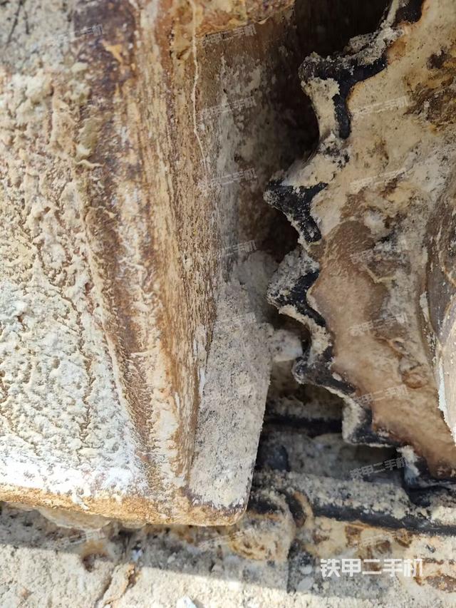 右驅(qū)動(dòng)輪(行走機(jī)構(gòu)) 右驅(qū)動(dòng)輪(行走機(jī)構(gòu))