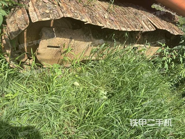 左側(cè)行走馬達(dá)蓋板(行走機(jī)構(gòu)) 左側(cè)行走馬達(dá)蓋板(行走機(jī)構(gòu))
