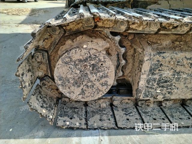 左驅(qū)動(dòng)輪(行走機(jī)構(gòu)) 左驅(qū)動(dòng)輪(行走機(jī)構(gòu))