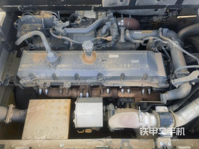 發(fā)動(dòng)機(jī)整體俯視(整機(jī)外觀) 發(fā)動(dòng)機(jī)整體俯視(整機(jī)外觀)