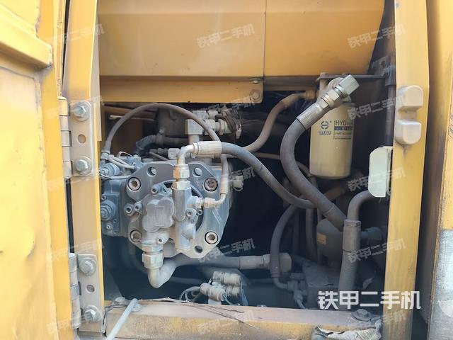 液压泵斜45 左(大件舱室) 液压泵斜45 左(大件舱室)