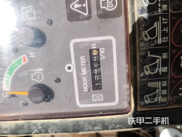 后窗玻璃角標(biāo)(駕駛室部分) 后窗玻璃角標(biāo)(駕駛室部分)