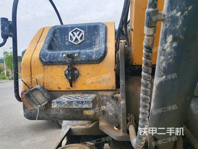 小臂整体左后（工作和回转装置）