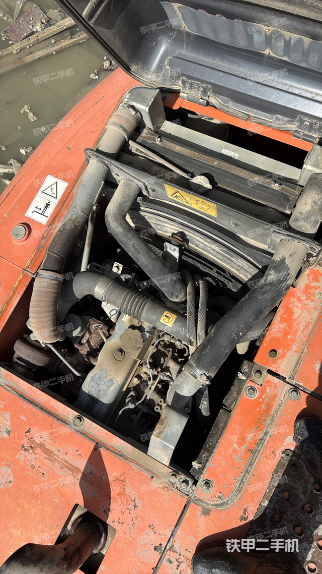 发动机整体俯视（整机外观）