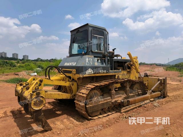 右后45°（推土机整车外观）