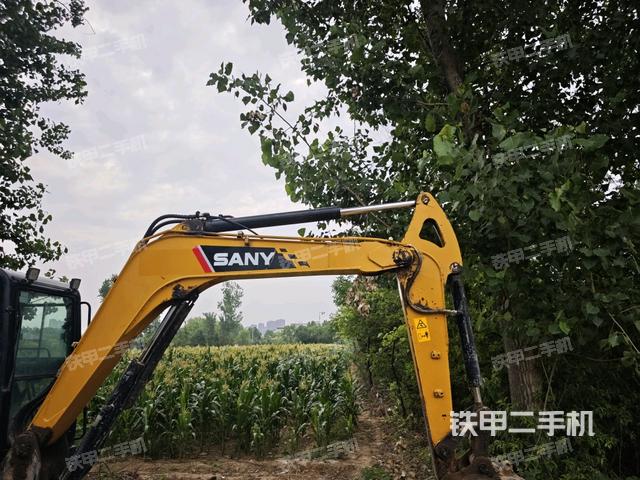 大臂根部?斜（工作和回轉(zhuǎn)裝置）