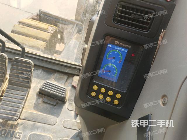 顯示屏?(駕駛室部分) 顯示屏?(駕駛室部分)