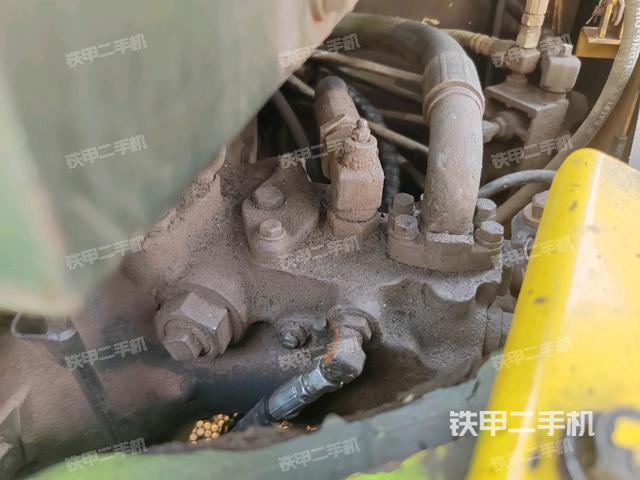 液壓泵室(大件艙室) 液壓泵室(大件艙室)