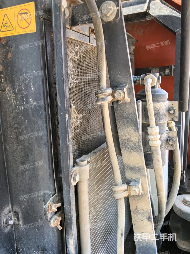 散熱器室(大件艙室) 散熱器室(大件艙室)