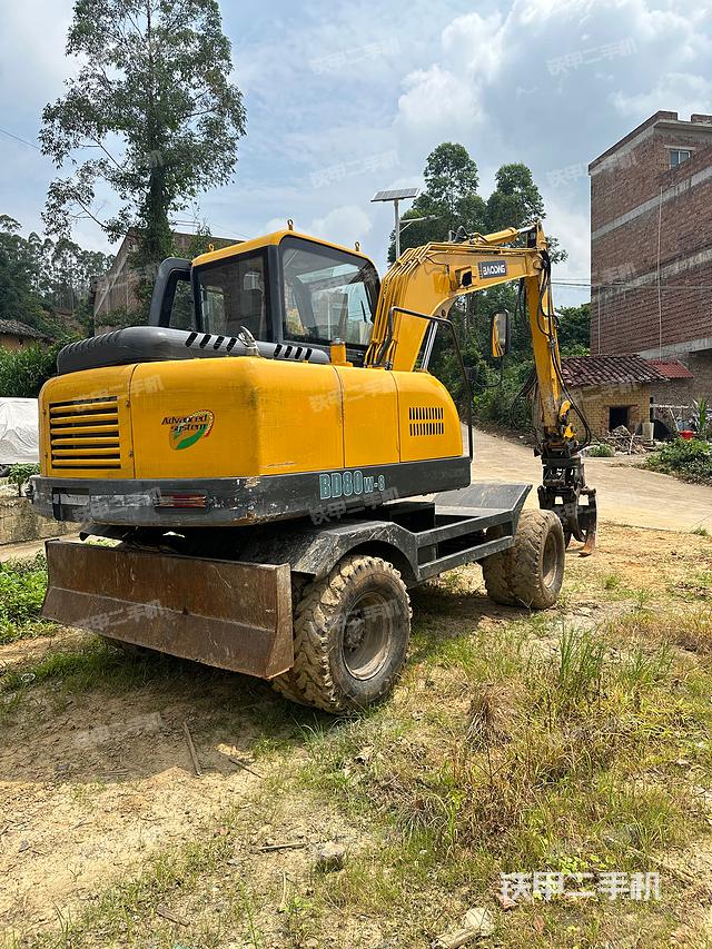 整机右后45°（整机外观）