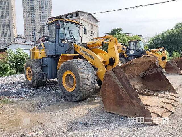 左后45°(整機外觀) 左后45°(整機外觀)
