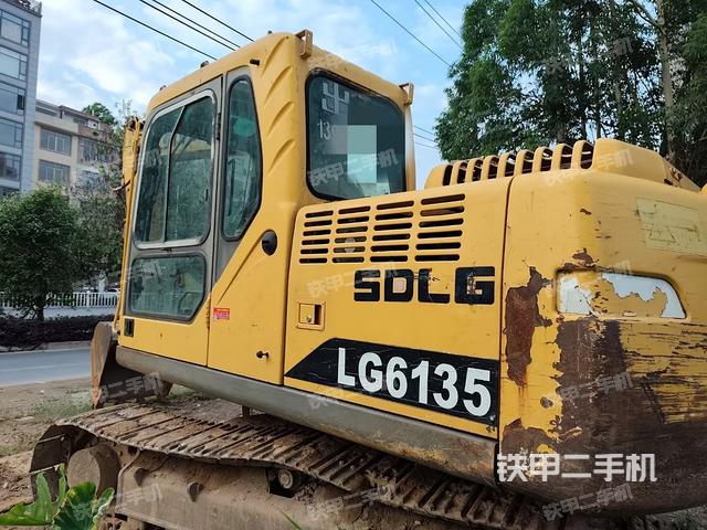 右后45(整机外观) 右后45(整机外观)