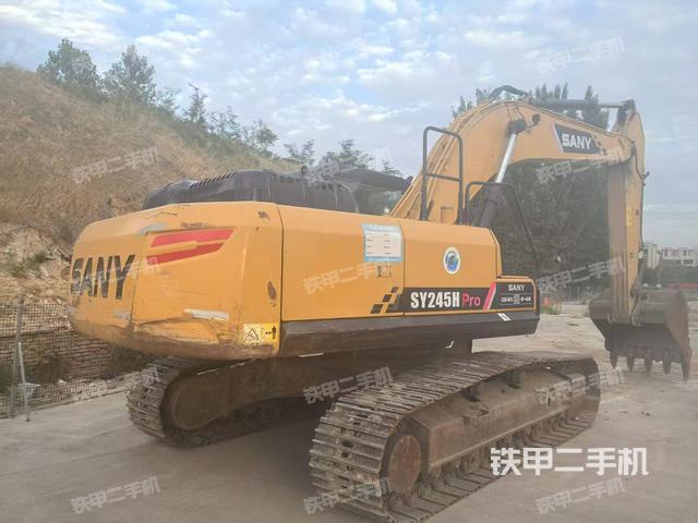 整机右后45°(整机外观) 整机右后45°(整机外观)