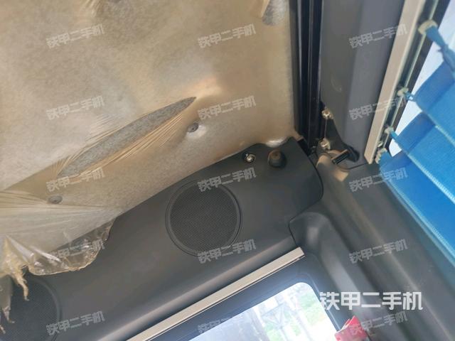 座椅后部(駕駛室部分) 座椅后部(駕駛室部分)