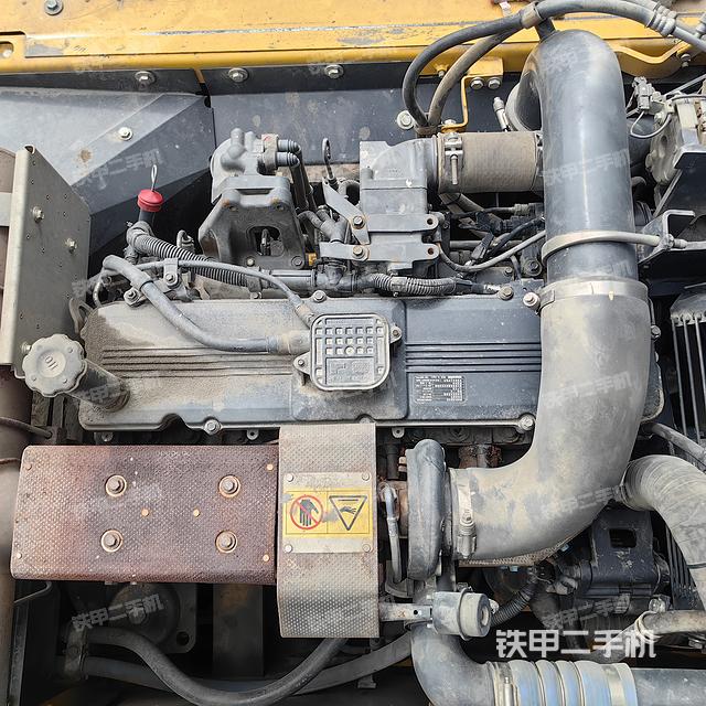 發(fā)動機整體俯視(整機外觀) 發(fā)動機整體俯視(整機外觀)