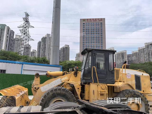 整機(jī)右后45°(整機(jī)外觀及大件) 整機(jī)右后45°(整機(jī)外觀及大件)