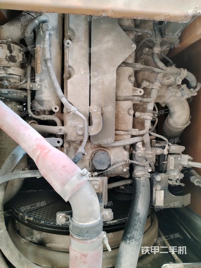 氣門室蓋螺絲特寫(上車部件) 氣門室蓋螺絲特寫(上車部件)