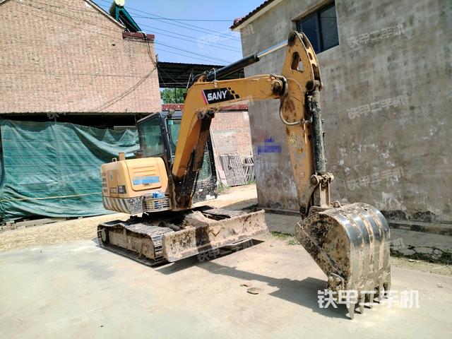右前45(整機(jī)外觀) 右前45(整機(jī)外觀)