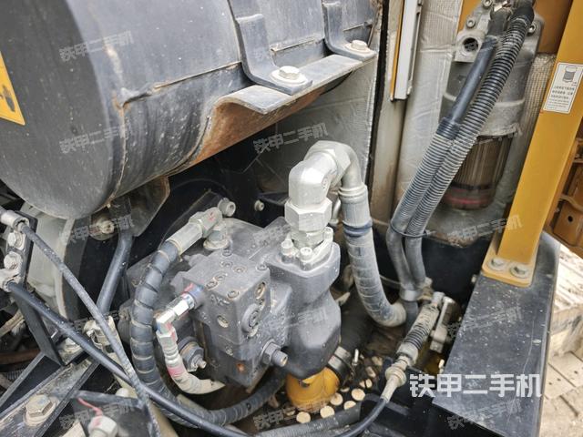 液壓泵室（大件艙室）