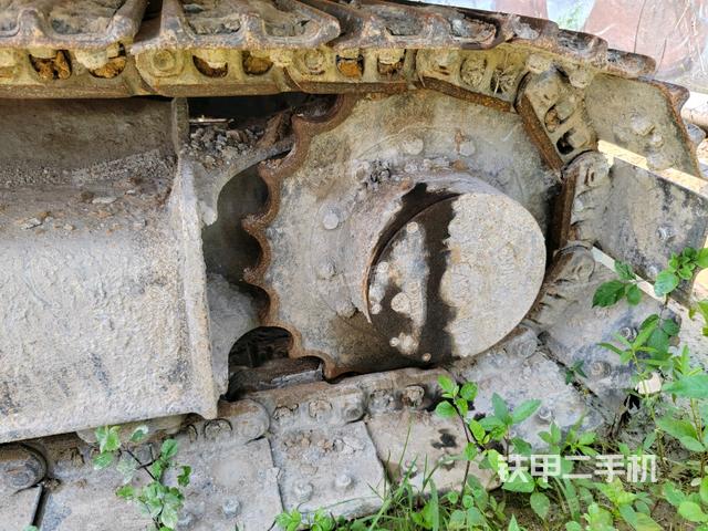 右側(cè)履帶整體?(行走機(jī)構(gòu)) 右側(cè)履帶整體?(行走機(jī)構(gòu))