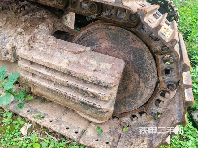 左側(cè)行走馬達(dá)蓋板(行走機(jī)構(gòu)) 左側(cè)行走馬達(dá)蓋板(行走機(jī)構(gòu))