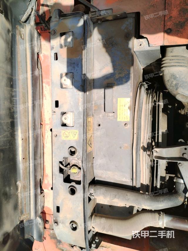 水箱+風扇特寫(上車部件) 水箱+風扇特寫(上車部件)