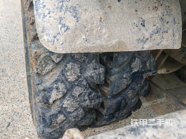 左侧履带整体 （行走机构）