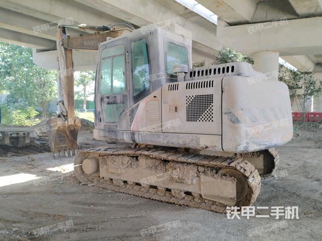 左后45(整機(jī)外觀) 左后45(整機(jī)外觀)