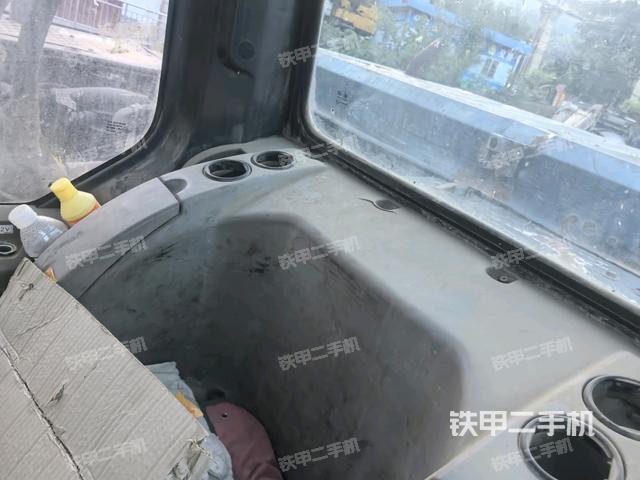 后窗玻璃角標(biāo)(駕駛室部分) 后窗玻璃角標(biāo)(駕駛室部分)
