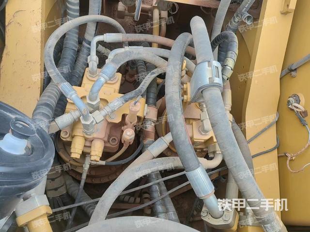 回转马达(上车部件) 回转马达(上车部件)