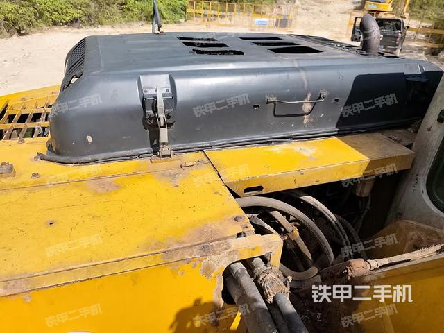 駕駛室頂部俯視(上車部件) 駕駛室頂部俯視(上車部件)