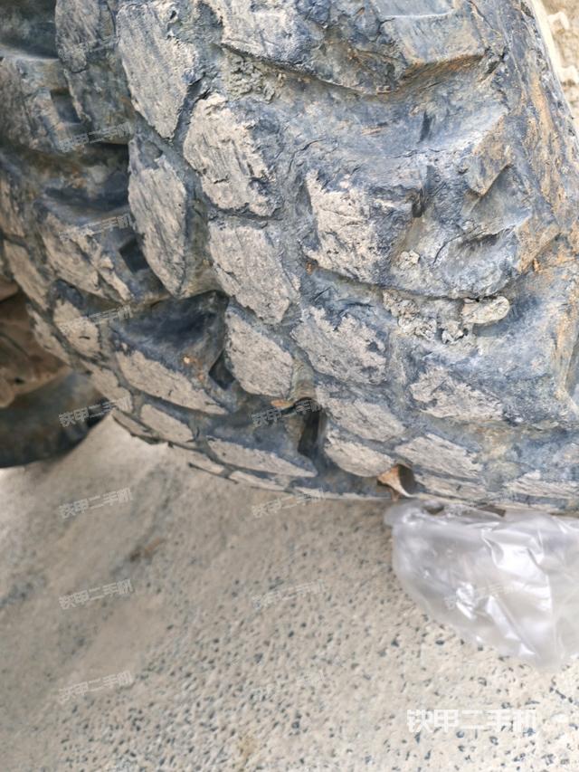 右侧履带整体 （行走机构）