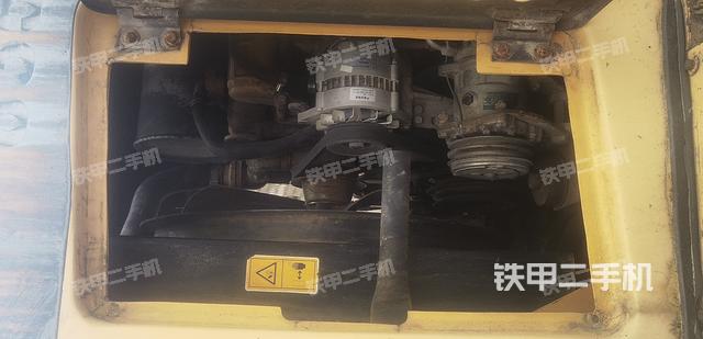 發(fā)動機(jī)右側(cè)(整機(jī)外觀及大件) 發(fā)動機(jī)右側(cè)(整機(jī)外觀及大件)