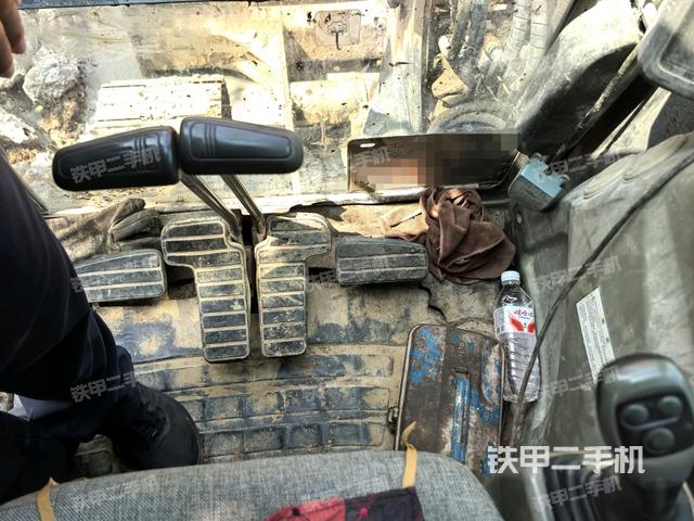 小時(shí)表(駕駛室部分) 小時(shí)表(駕駛室部分)