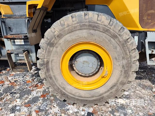 右后輪(行走機(jī)構(gòu)) 右后輪(行走機(jī)構(gòu))