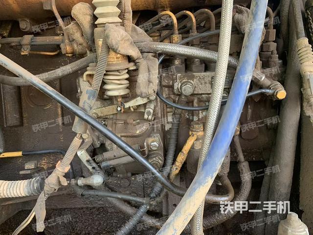 發(fā)動機(jī)右側(cè)(整機(jī)外觀及大件) 發(fā)動機(jī)右側(cè)(整機(jī)外觀及大件)