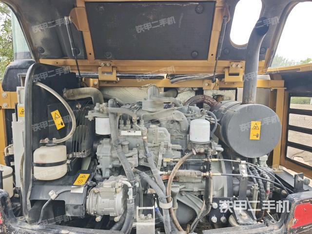 發(fā)動機(jī)室（上車部件）